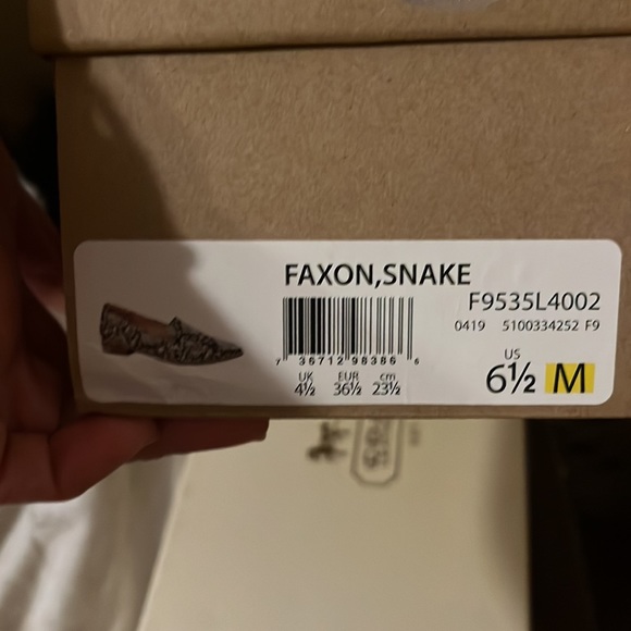 Great for interviews and work - Picture 4 of 4